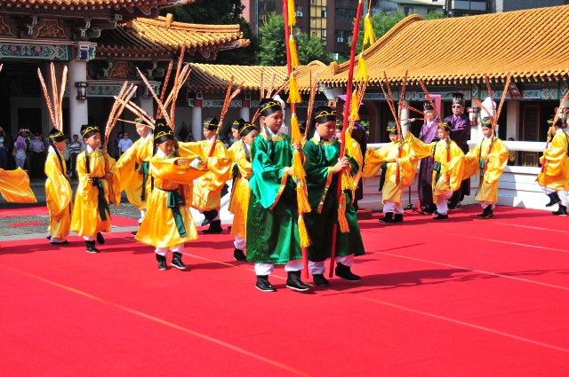 佾生就位1